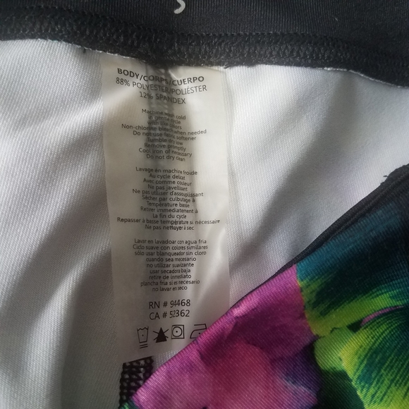 Betsey Johnson jungle flower color block leggings - Picture 11 of 11